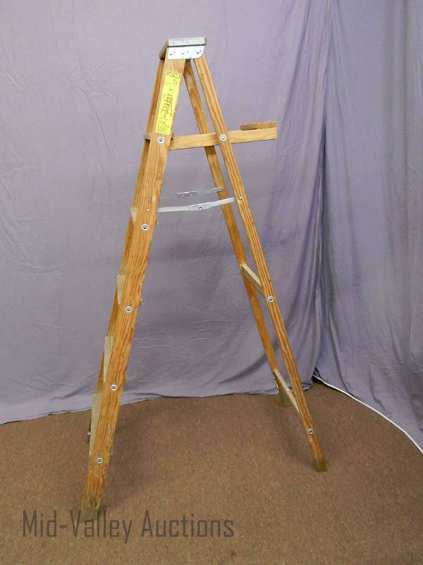 6 wood step ladder