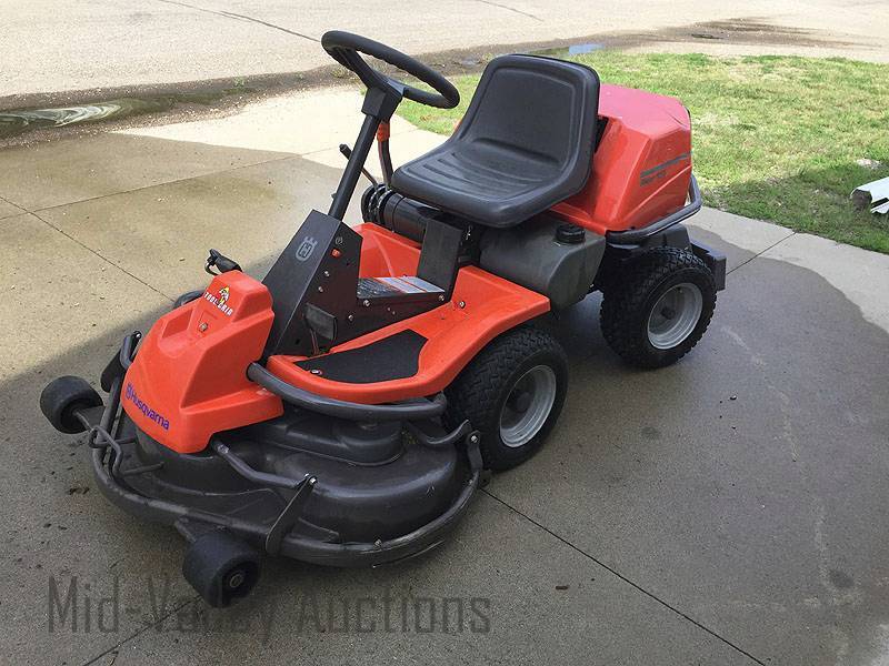 Husqvarna zero turn mower