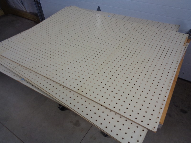 lot 130 image: 12 Pieces of Peg Board