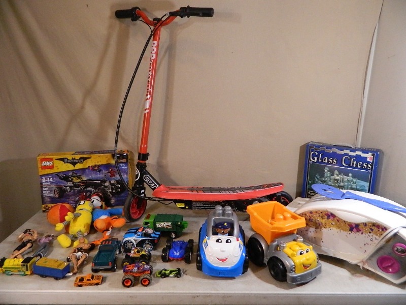 lot 194 image: Scooter and Toys