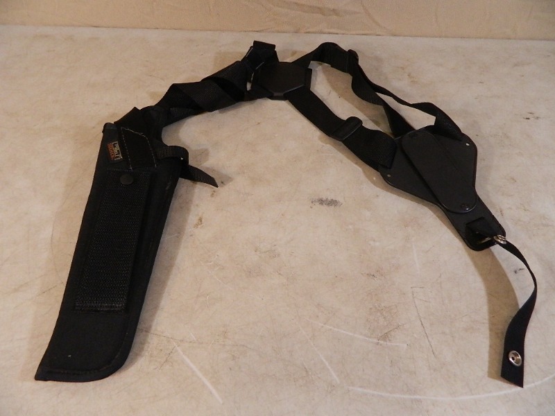 lot 11 image: Uncle Mikes Sidekick Gun Holster