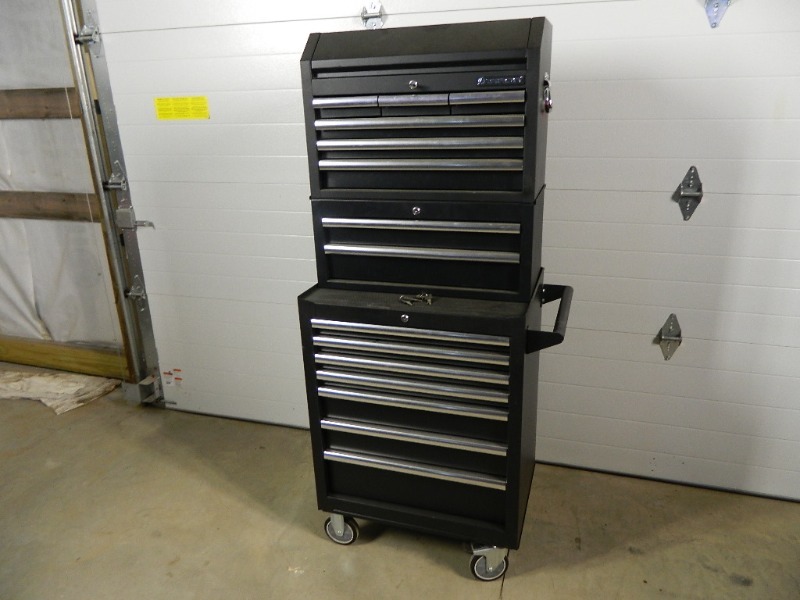 lot 4 image: Brand New Toolbox Combo Set
