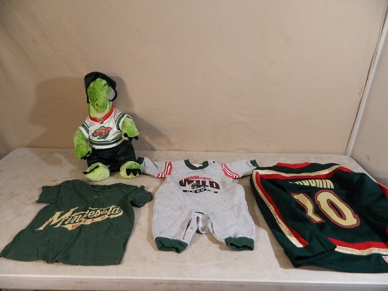 lot 174 image: Minnesota Wild Items