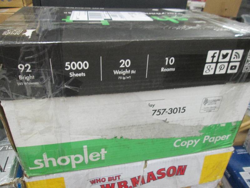 lot 45 image: Case of 5000 sheets 20lb Bright Whi...