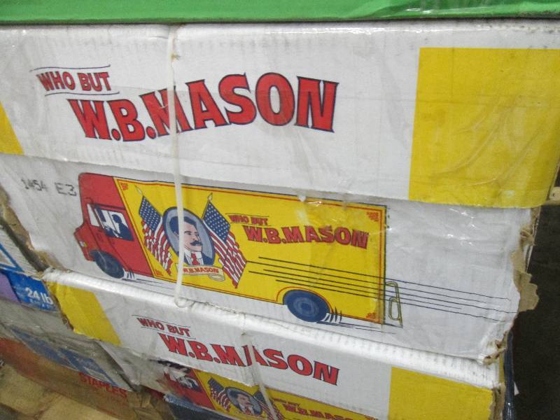 lot 46 image: Case of 5000 sheets 20lb W. B. Maso...