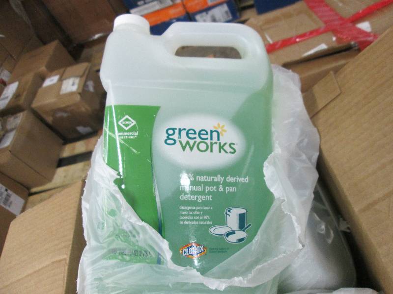 lot 75 image: Lot of 4 Gallon Green Works Pot & P...