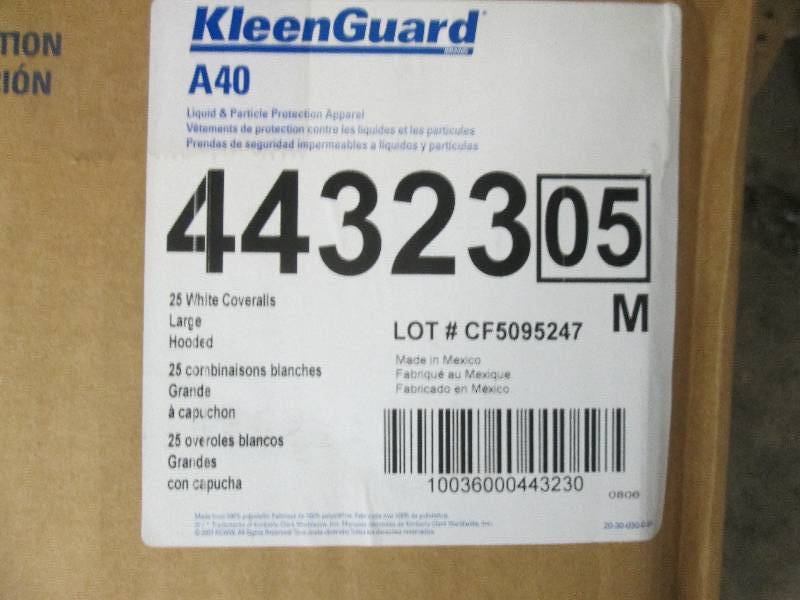lot 92 image: Case of 25 Kleenguard Large Safety ...