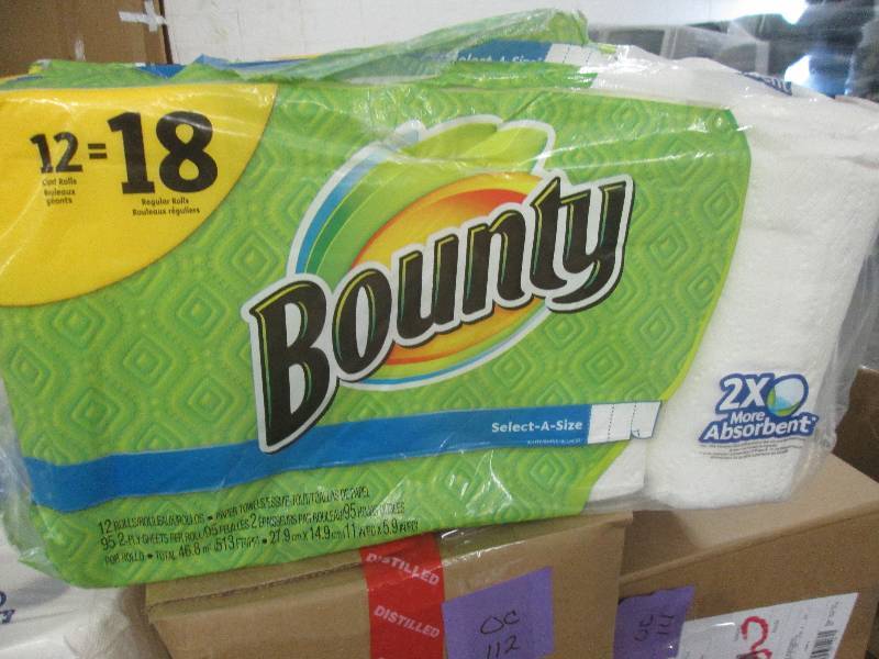 lot 113 image: Pkg of 12 Giant Rolls Bounty Select...