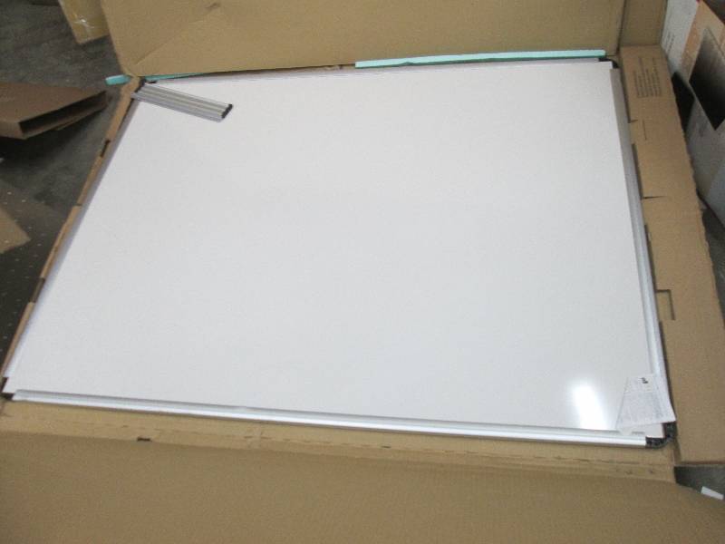 lot 132 image: Universal Porcelain Magnetic Dry Er...