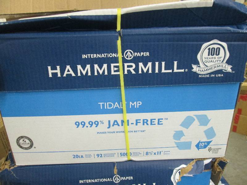 lot 199 image: Case of Hammermill 8.5x11 inch 20 l...