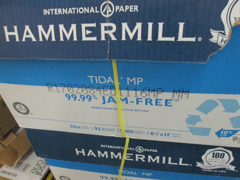 lot 200 image: Case of Hammermill 8.5x11 inch 20 l...