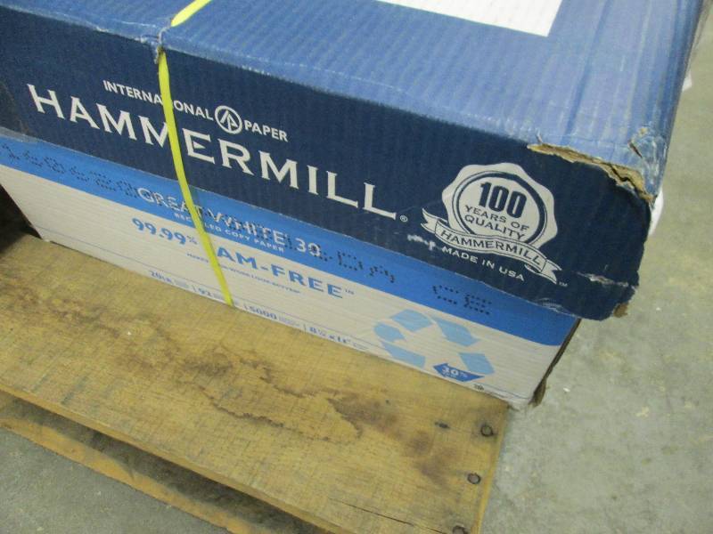 lot 203 image: Case of Hammermill 8.5x11 inch 20 l...