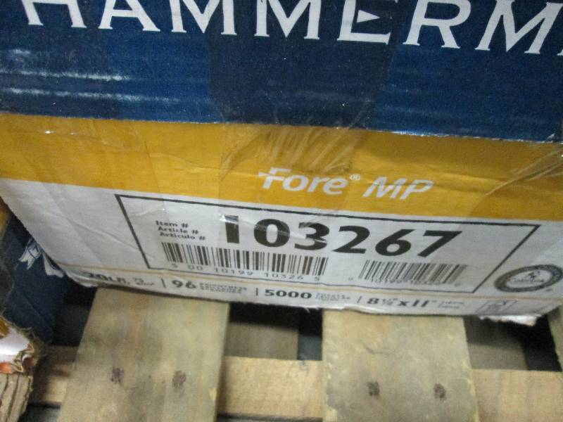 lot 206 image: Case of Hammermill 8.5x11 inch 20 l...