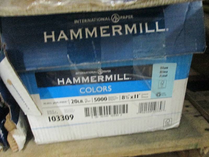 lot 208 image: Case of Hammermill 8.5x11 inch 20 l...