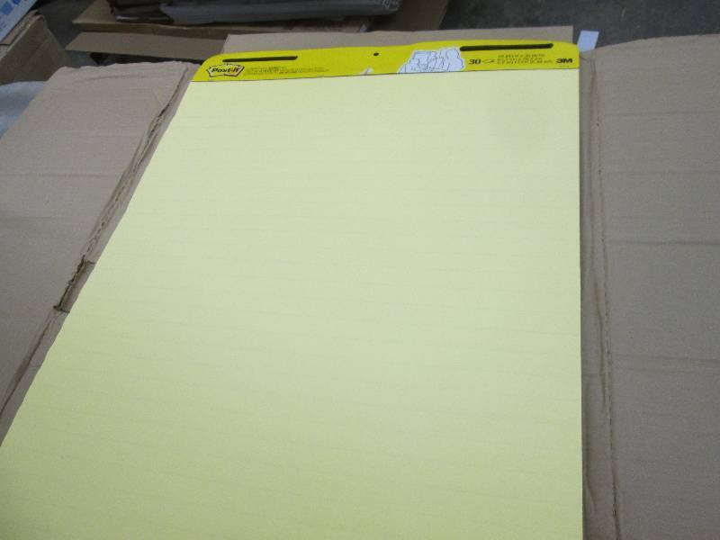 lot 237 image: Post-it Easel Pads Self-Stick Easel...