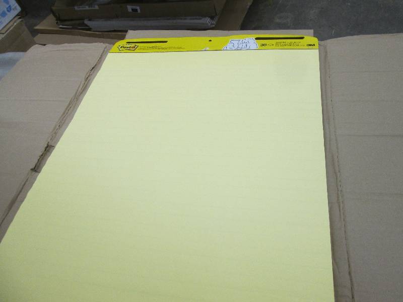 lot 238 image: Post-it Easel Pads Self-Stick Easel...