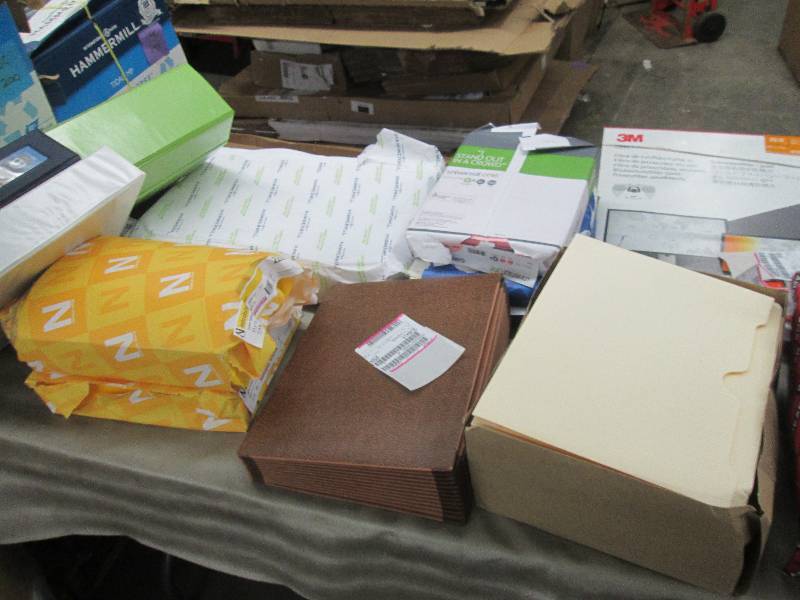 lot 250 image: 5 Reams of Assorted Colored Paper, ...