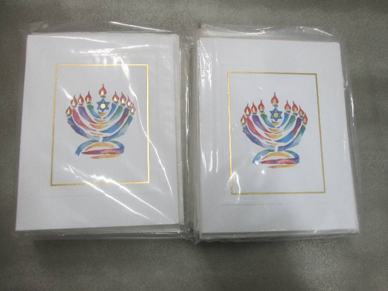 lot 284 image: Lot of 8 pkgs of 8 Hanukkah Note Ca...