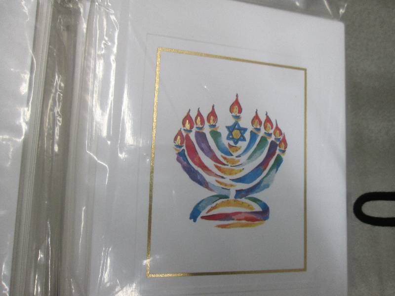 lot 285 image: Lot of 8 pkgs of 8 Hanukkah Note Ca...