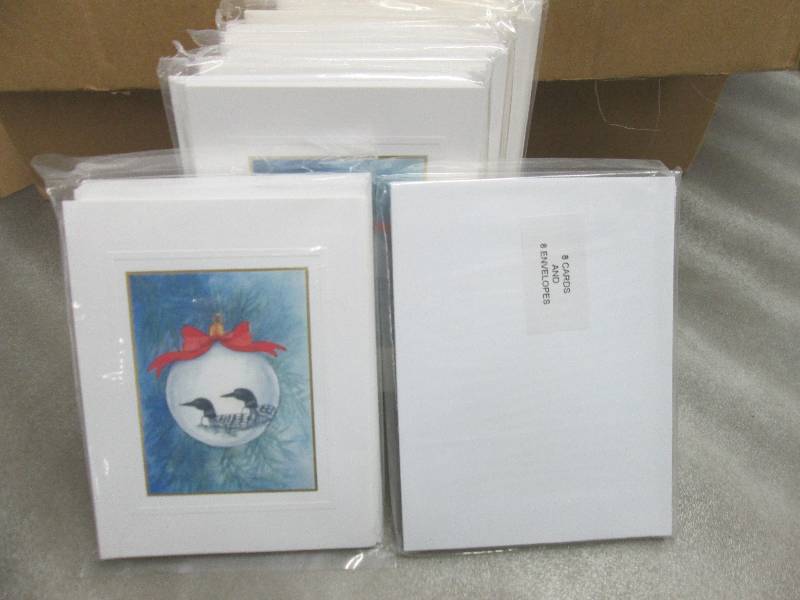 lot 289 image: Lot of 8 pkgs of 8 Loon Holiday Not...