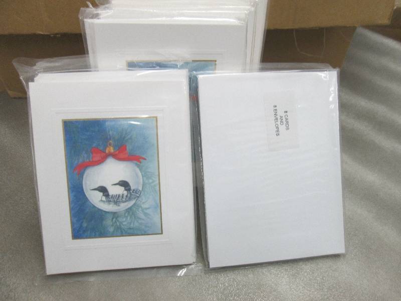 lot 290 image: Lot of 8 pkgs of 8 Loon Holiday Not...