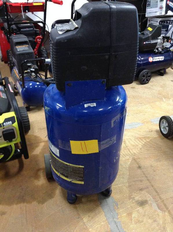 lot 11 image: Campbell Hausfeld oilless Compressor 20 gal