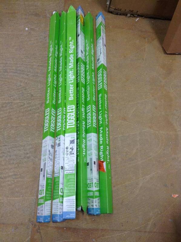lot 30 image: Lot of 6 - 48 in. T8 16-Watt Daylight Linear LED Tube Light Bulb