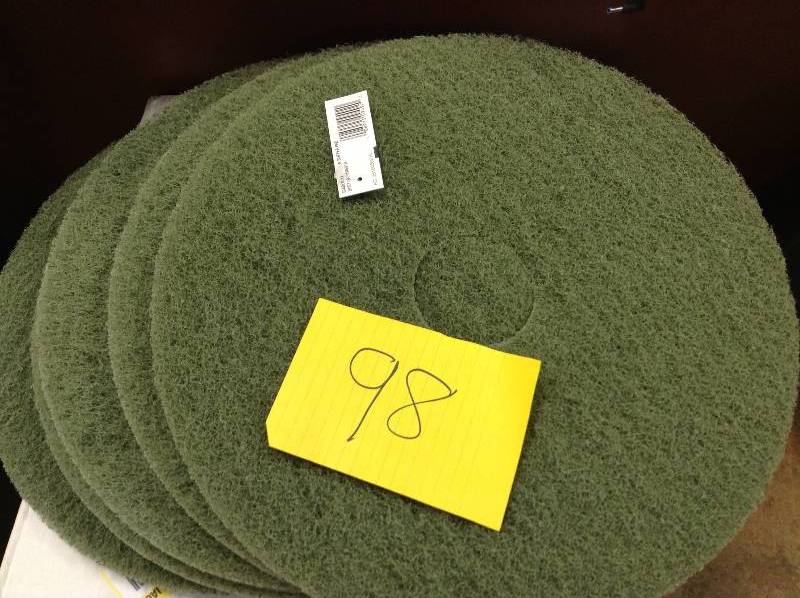 lot 98 image: Diablo 17 in. Non-Woven Green Buffer Pad (5-Pack) Model#  DCR170GRNM01G005  open box never used