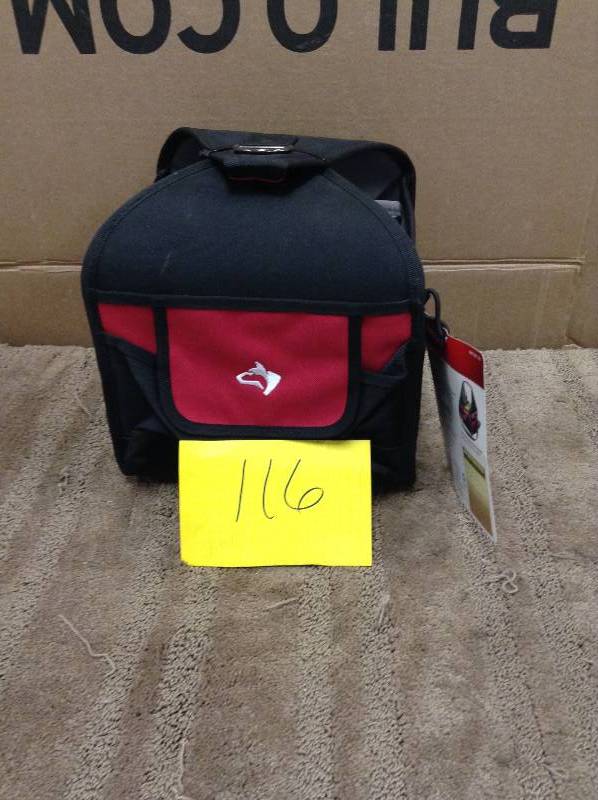 lot 116 image: Husky 9 in. All Trade Bag
