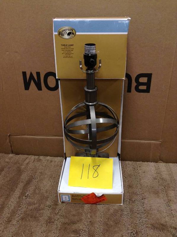 lot 118 image: Hampton Bay Table Lamp