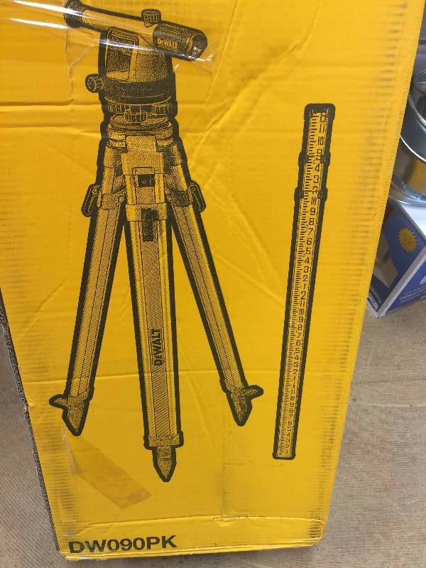 lot 125 image: DEWALT 20X Builders Level Package  open box never used