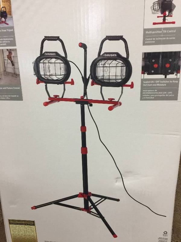 lot 134 image: HUSKY 1200w Halogen Worklight, Model Sku 763 716 New