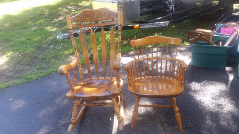 lot 41 image: Wooden Rocking Chair, Nichols & Stone Chair