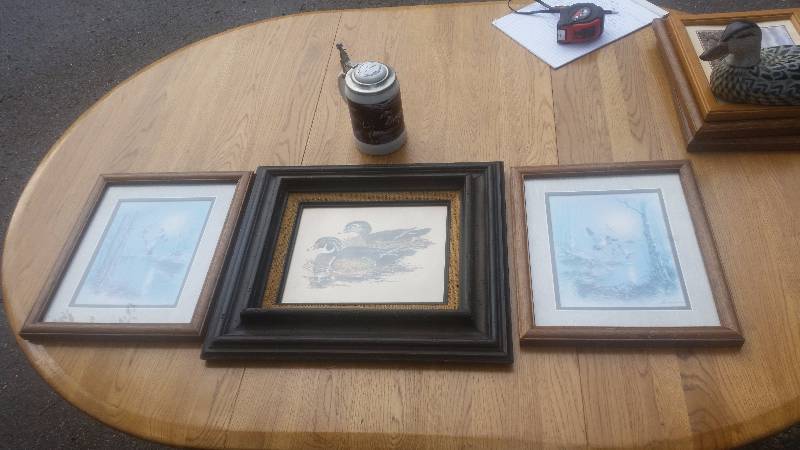 lot 48 image: 3-Duck Pictures, 1-Duck Stein