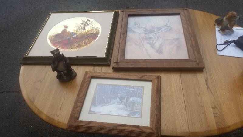 lot 50 image: 2-Deer Pictures, 1-Pheasant Picture, 1-Bear Figurine