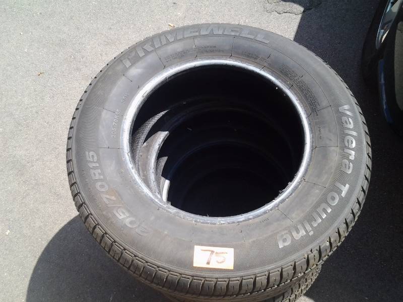 lot 75 image: 4-Primewell Valera Touring Tires 20570R15