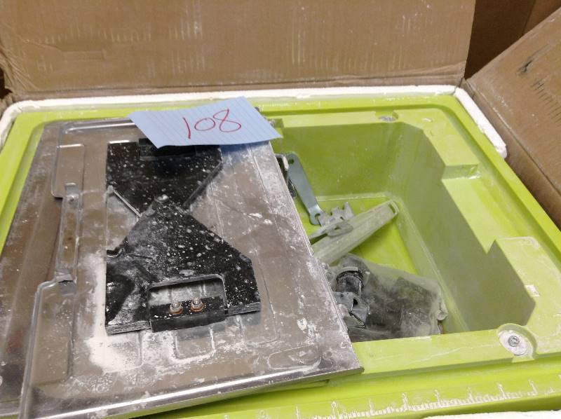 Ryobi 7 in Tabletop Tile Saw
