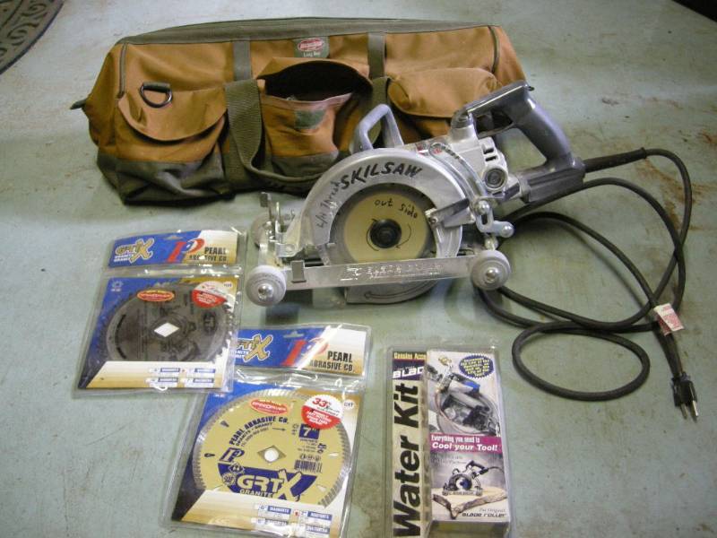 lot 23 image: Skilsaw HD77 Worm Drive Saw Kit