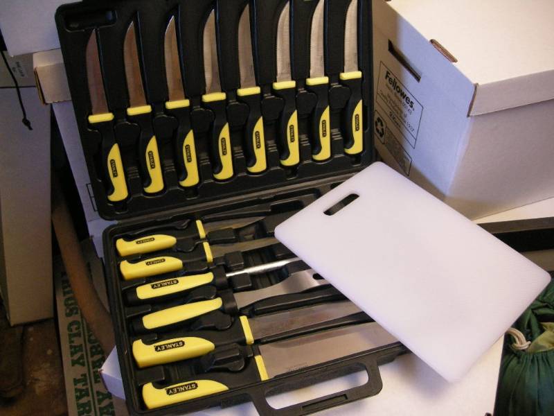 lot 69 image: Stanley Game Processing Set