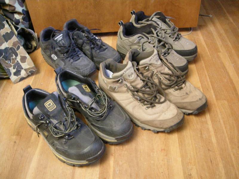 lot 88 image: 4 Pair Mens Shoes Sz 13