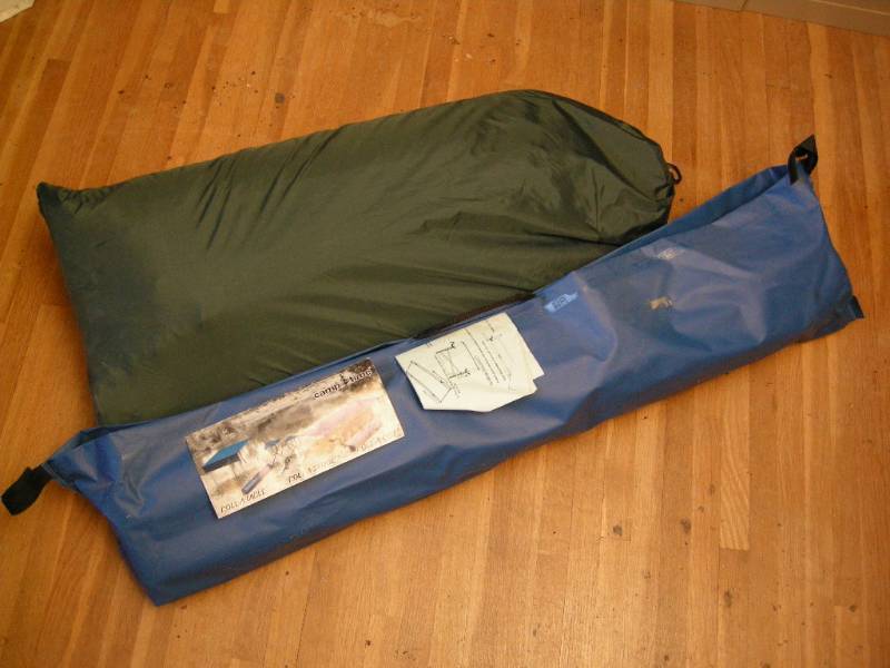lot 106 image: Portable Camp Set and Tent