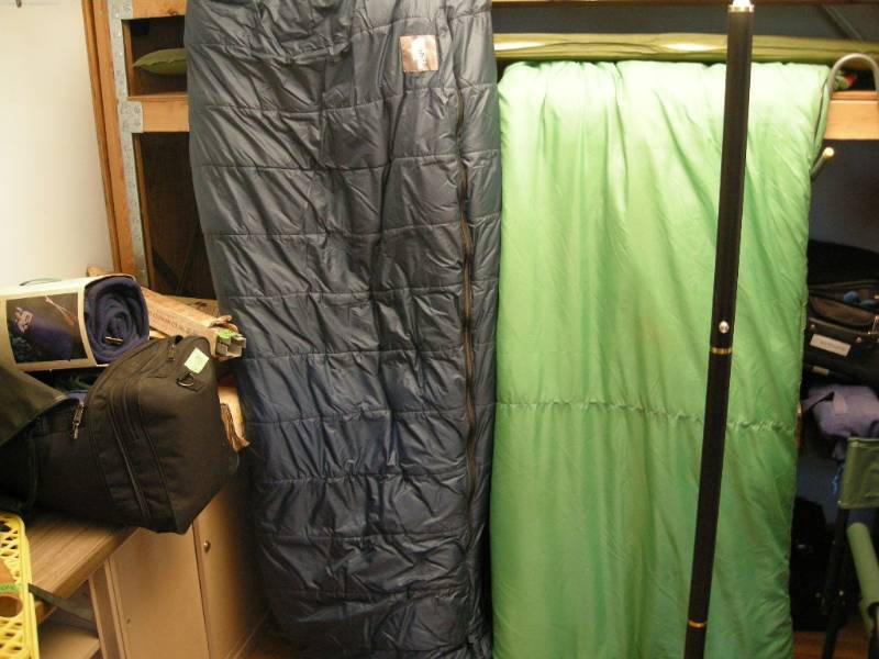 lot 109 image: 2 Sleeping Bags