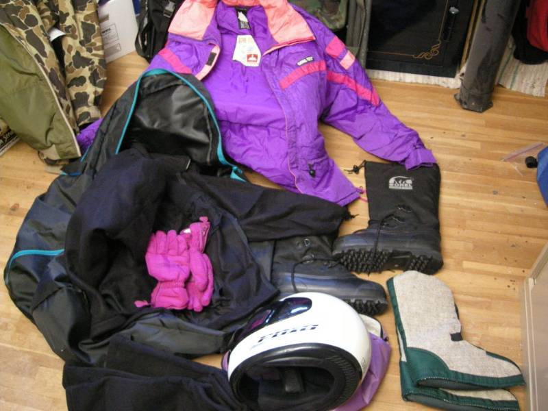 lot 110 image: Womans Snowmobile Clothes - Helmet