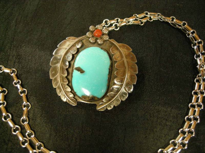 lot 158 image: Native American Sterling-Turquoise Necklace