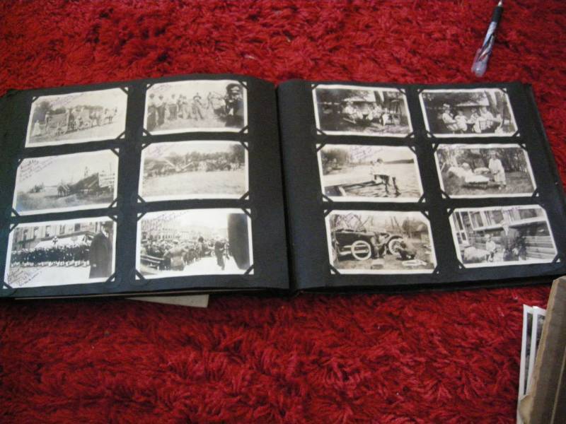 lot 167 image: Antique Photo Album