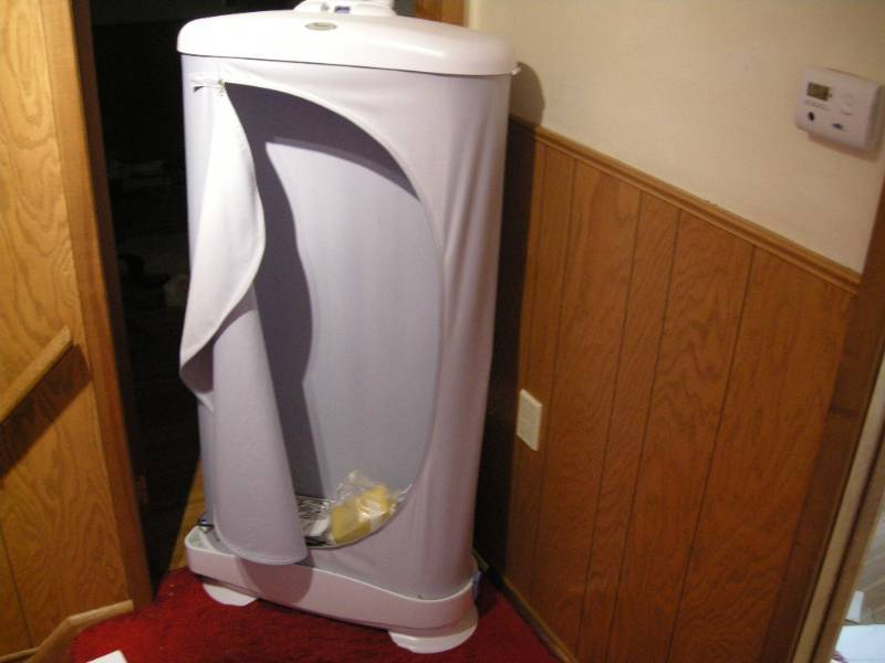 lot 177 image: Whirlpool Fabric Freshener