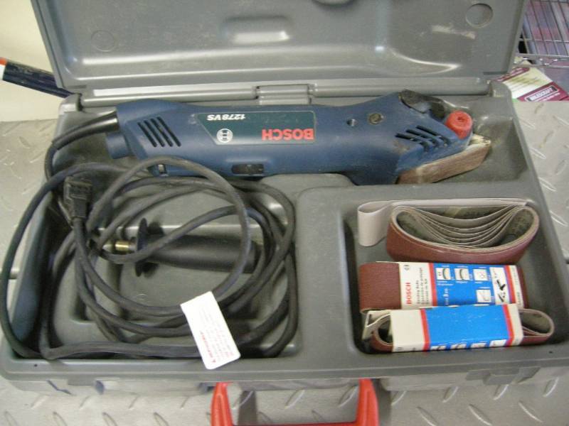 lot 180 image: Bosch Belt Compact Sander Kit
