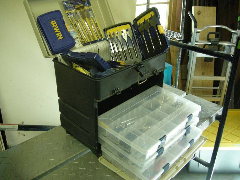 lot 187 image: Drill Bits and Drivers
