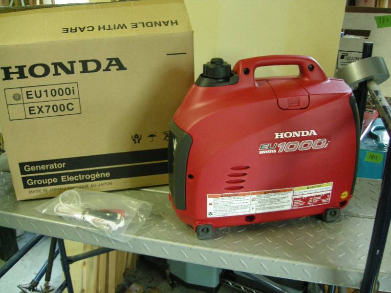 lot 4 image: Honda Generator