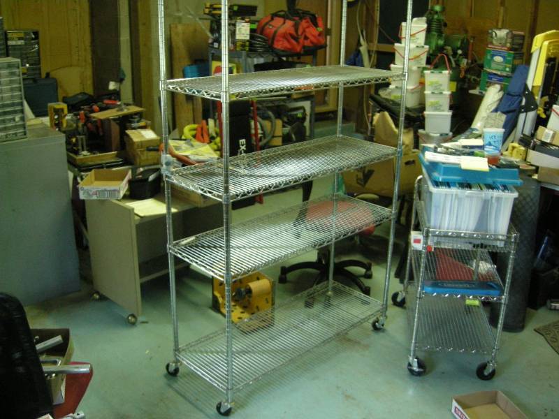 lot 199 image: NSF Rolling Wire Rack